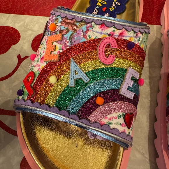 NIB Irregular Choice Peace ☮️ Heart ❤️ Sandals Size Women’s EU 37 (US 6) - Picture 9 of 12